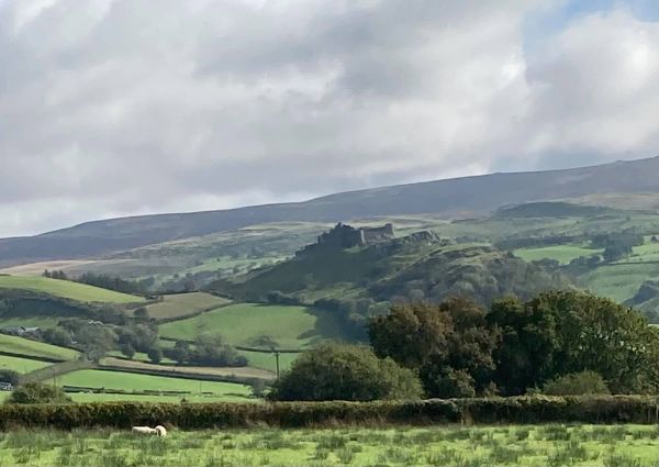 Carreg Cennen Castle - Ros B